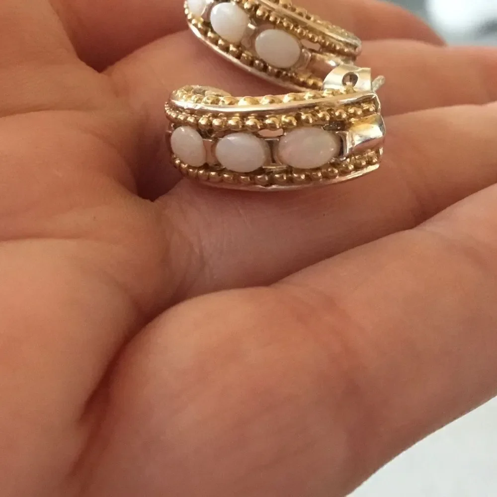 N/A beautiful stone